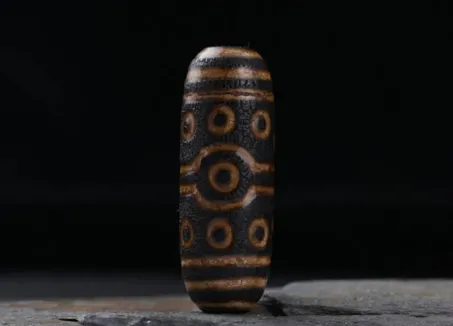 Dzi beads, a treasure passed down through generations of the Tibetan people