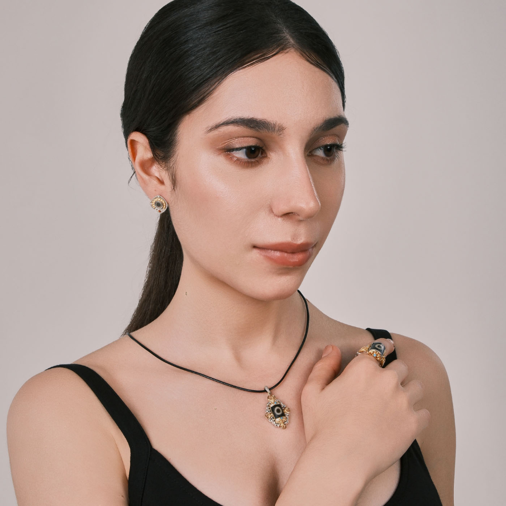 Single-Eye Dzi Bead Pendant with Turquoise & Diamonds | Gold-Silver Plated Tibetan Amulet | Ward Off Evil & Negative Energy Protection Jewelry