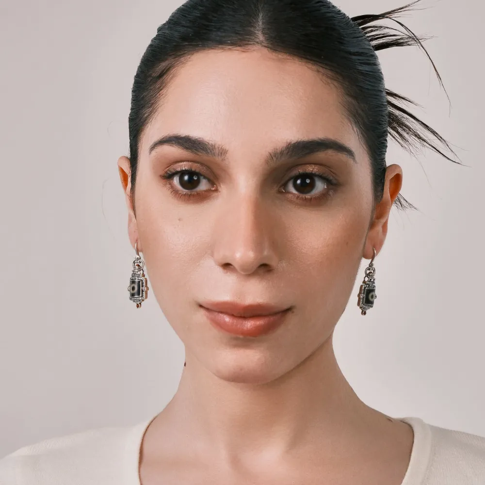 Dzi Bead Accessory Inlaid with White Diamonds & Pumpkin Red Zircons, Silver Plated - Eye-Catching Guardian, Keep a Clear Mind, Tibetan Wisdom Totem