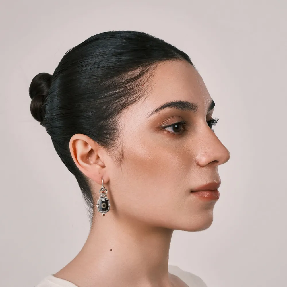 Dzi Bead Accessory Inlaid with White Diamonds & Pumpkin Red Zircons, Silver Plated - Eye-Catching Guardian, Keep a Clear Mind, Tibetan Wisdom Totem