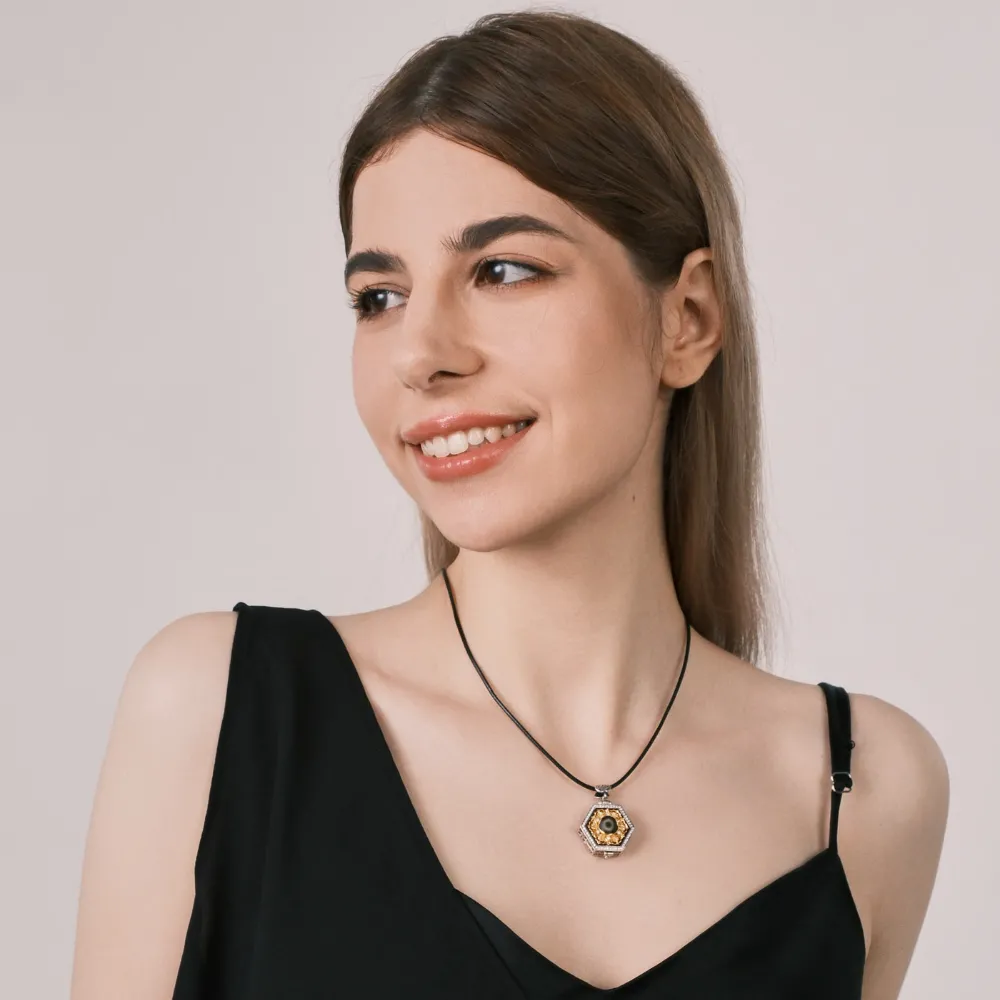 Hexagonal Gold-Plated Gau Box Pendant with One-Eye Dzi Bead – Premium Prayer Talisman & Dignified Accessory