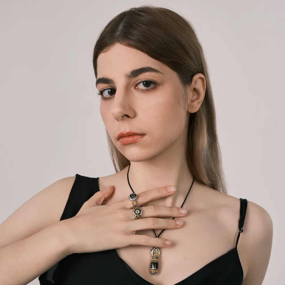 Tibetan-Style Ring for Women - Gold-Plated on Both Sides, Dzi Bead & Diamond Inlaid, Protective Meaning Elegant Jewelry