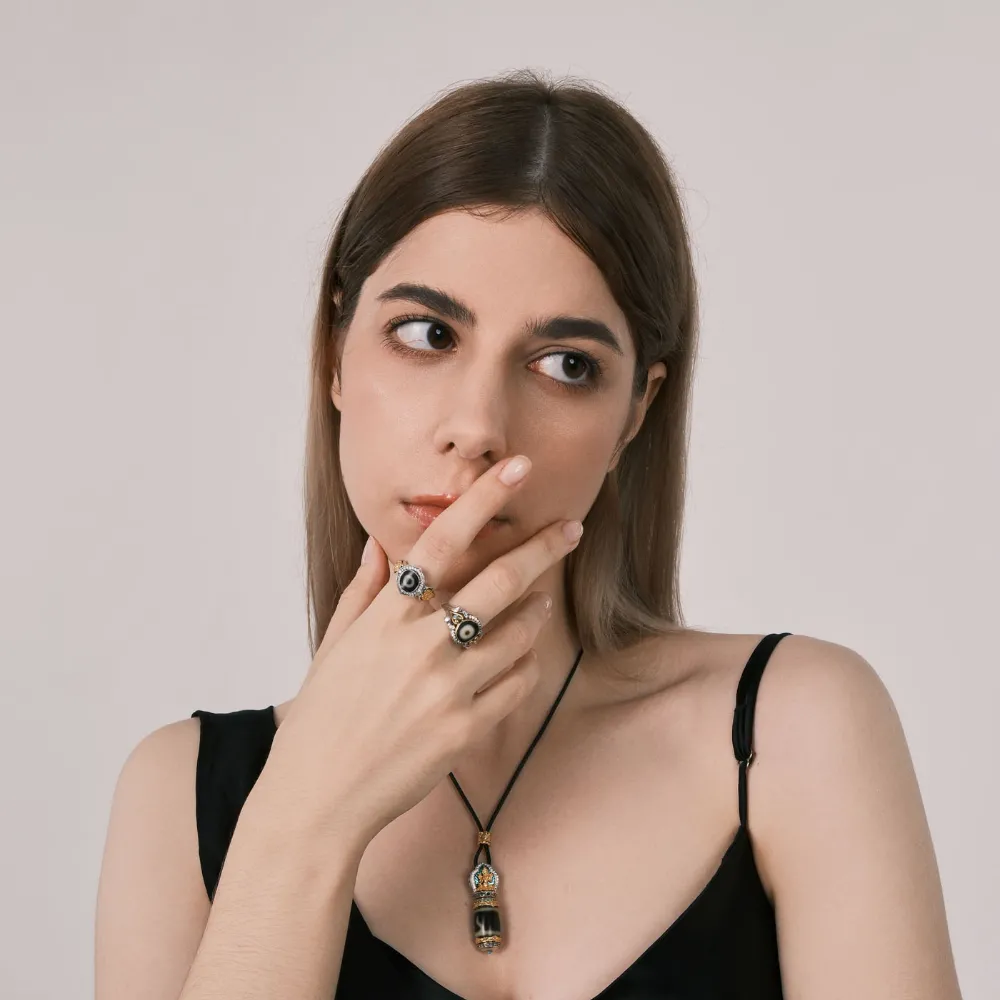 Tibetan-Style Ring for Women - Gold-Plated on Both Sides, Dzi Bead & Diamond Inlaid, Protective Meaning Elegant Jewelry