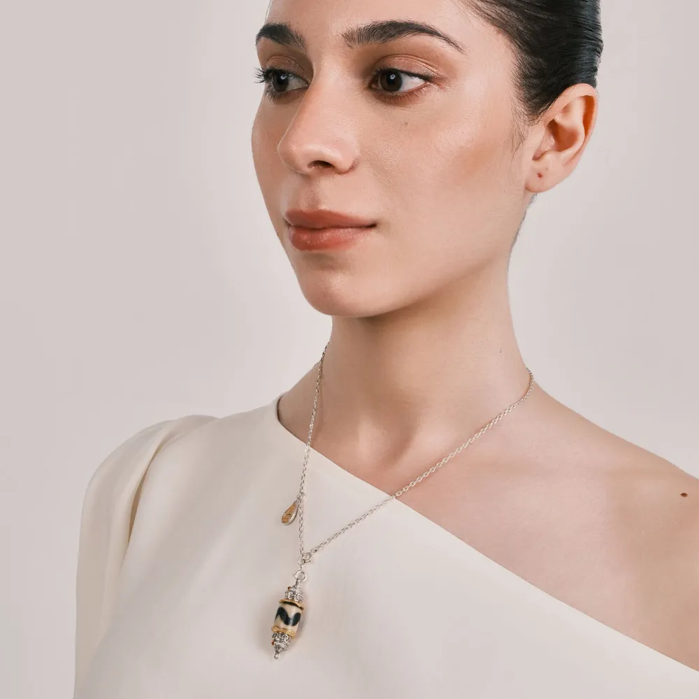 Tiger Tooth Dzi Bead Necklace - Divine Blessing & Bold Statement Piece, Side-Hung for Continuous Luck