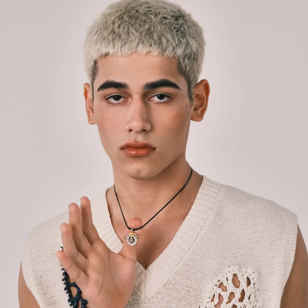 One-Eye Dzi Bead Pendant, Gold & Silver Plated Shield-Shaped Amulet, Minimalist Vintage Style, Wisdom & Protection Energy Accessory